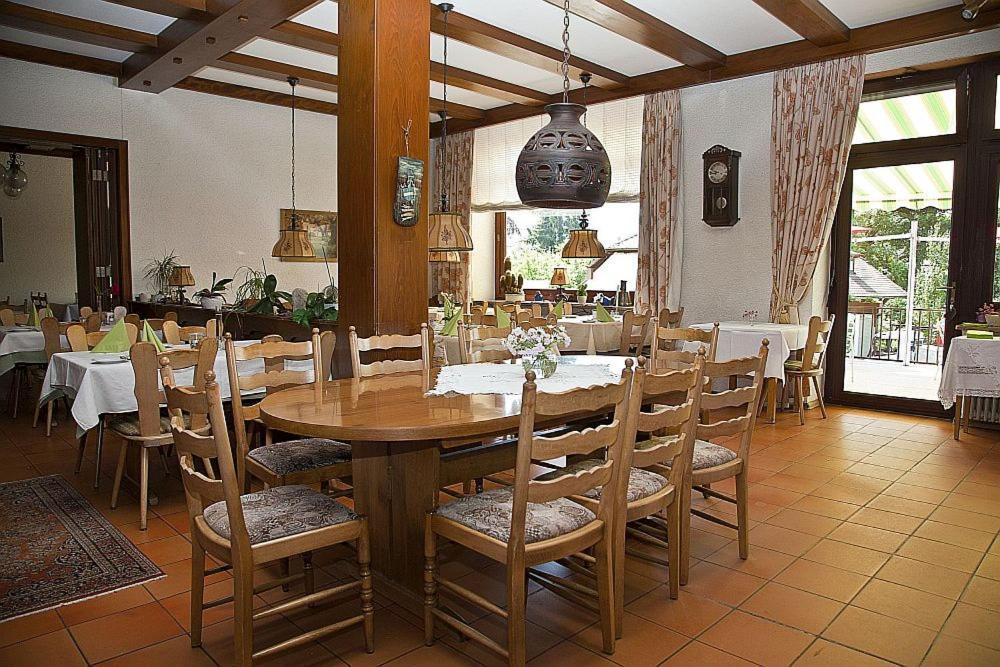 Hotel & Restaurant Krone 瓦尔德布隆 外观 照片