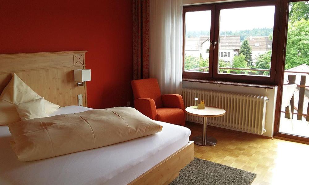Hotel & Restaurant Krone 瓦尔德布隆 外观 照片